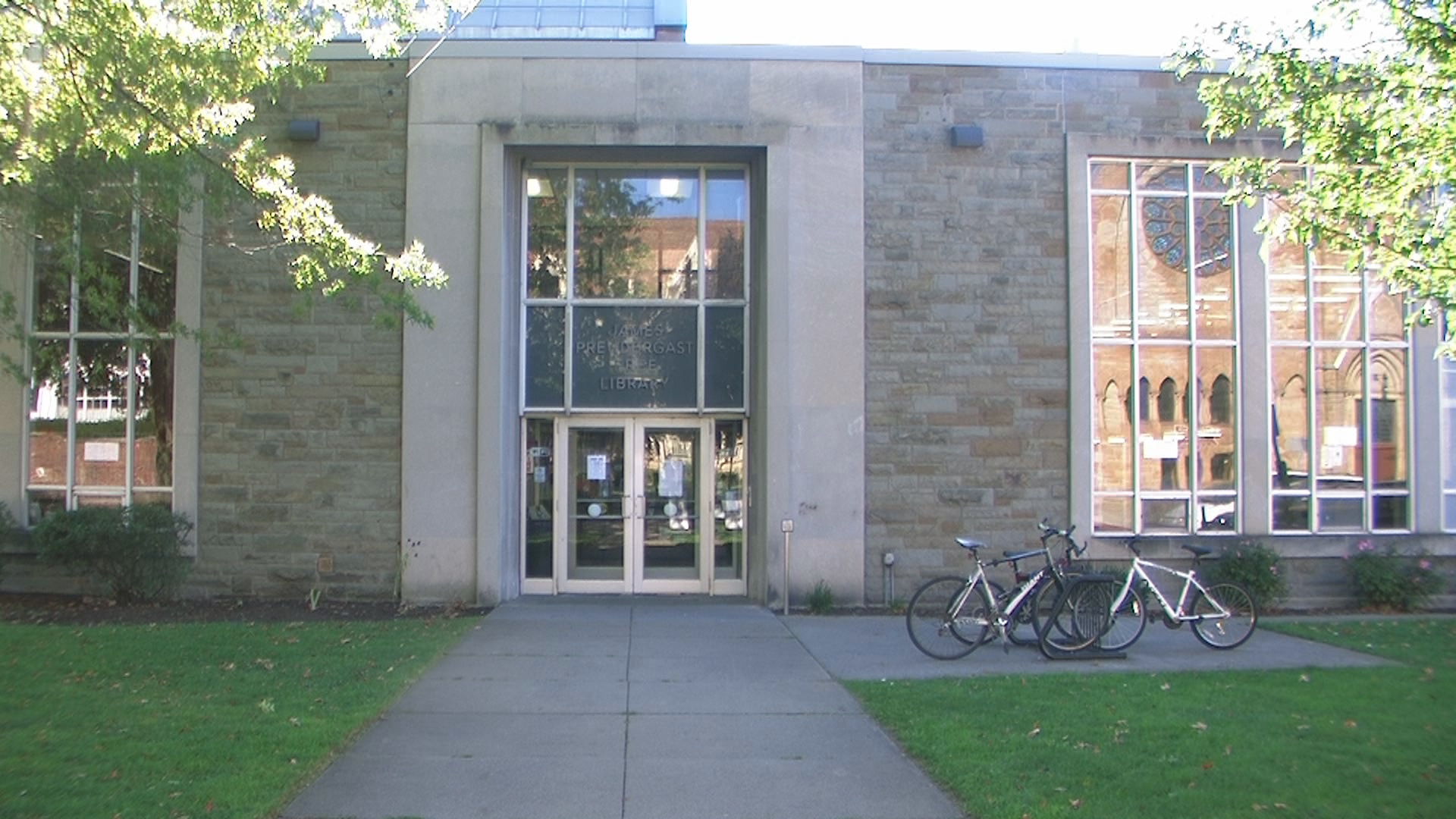 Local Libraries Land Almost $700,000 In Construction Grants
