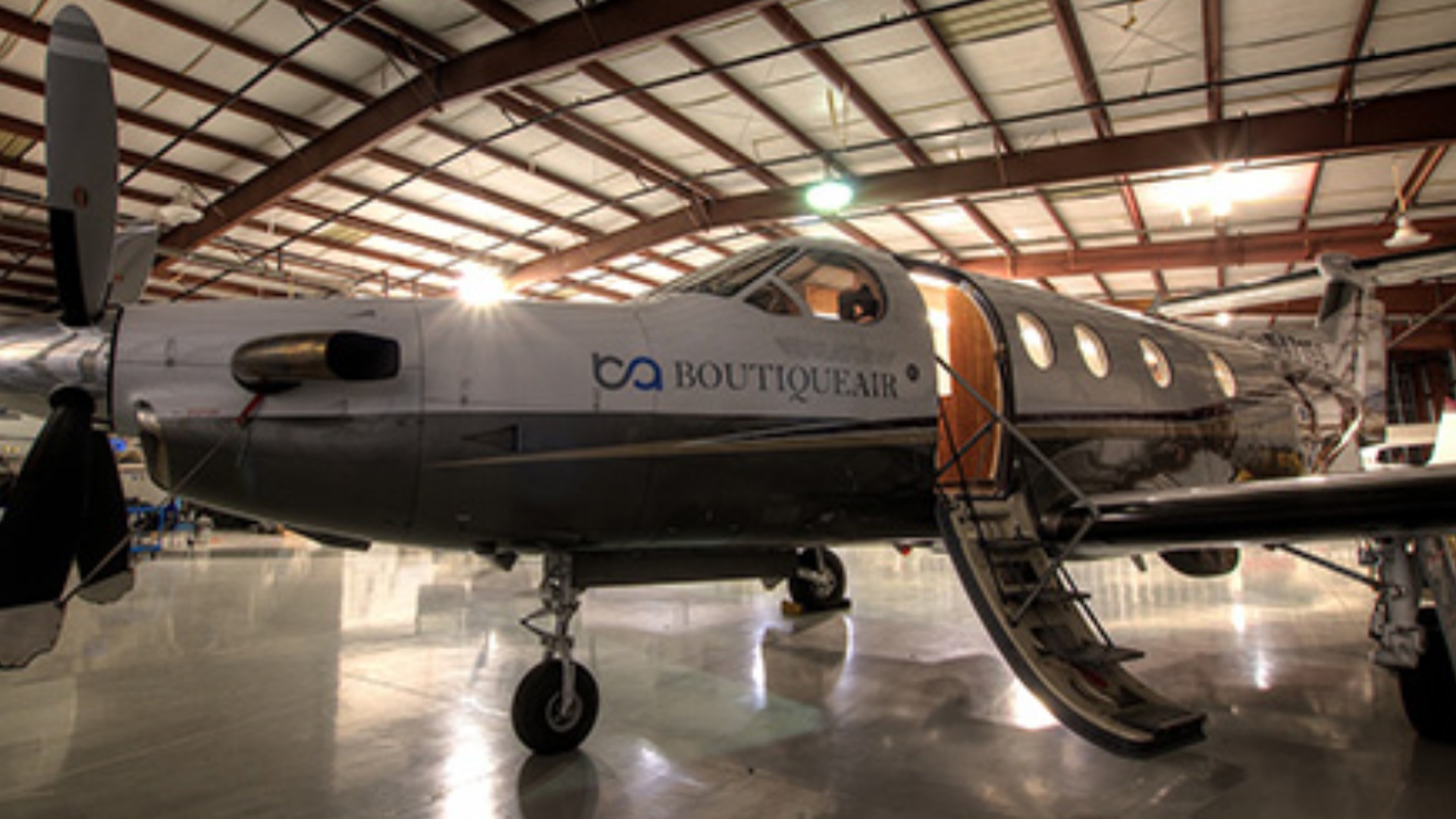 Reed, Local Leaders Meet To Discuss Jamestown Passenger Air Service