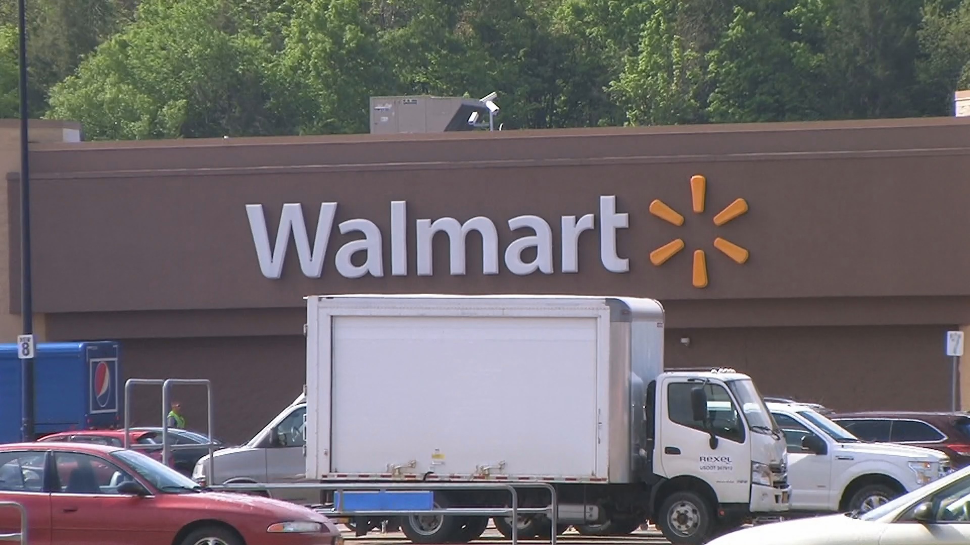 Lakewood Walmart Stepping Up Mask Enforcement, Limiting Store Entrance