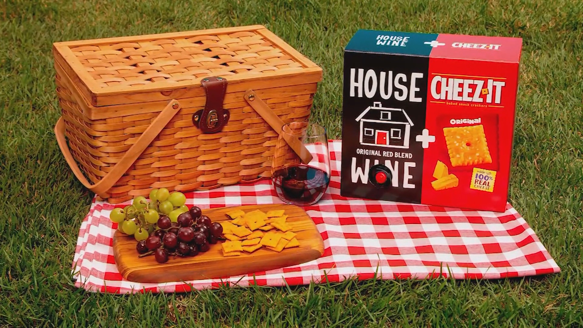 Kellogg To Sell Wine-And-Cheez-It Box
