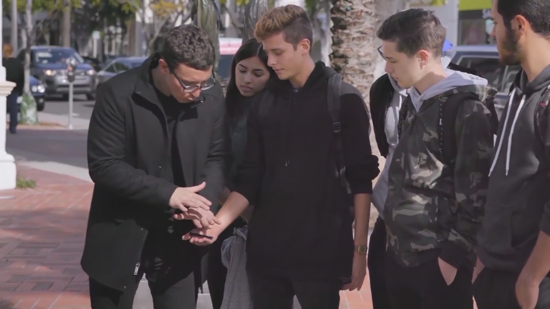 FDA Hopes ‘Magic’ Ad Will Curb Teen Vaping