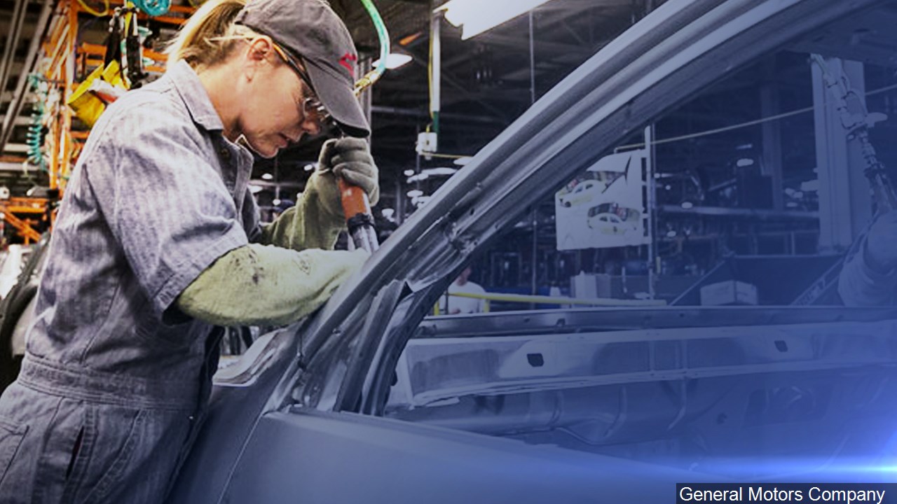 UAW President Steps Down As GM Sues Rival Over Union Bribery