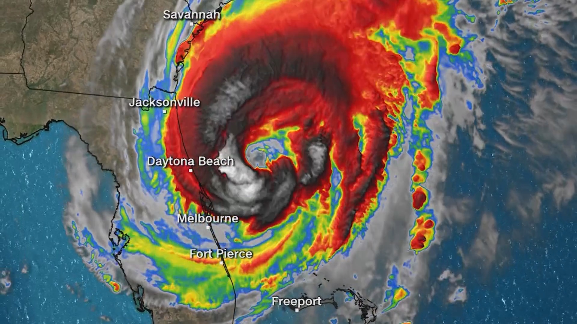 Dorian Lashes Southeastern Coast, Begins Move North