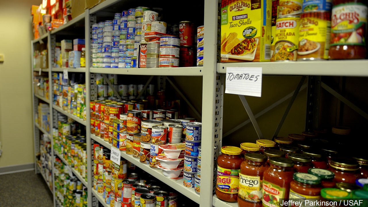 Gillibrand Pushes for $1.8 Billion to Combat Senior Hunger Amid Rising Food Prices