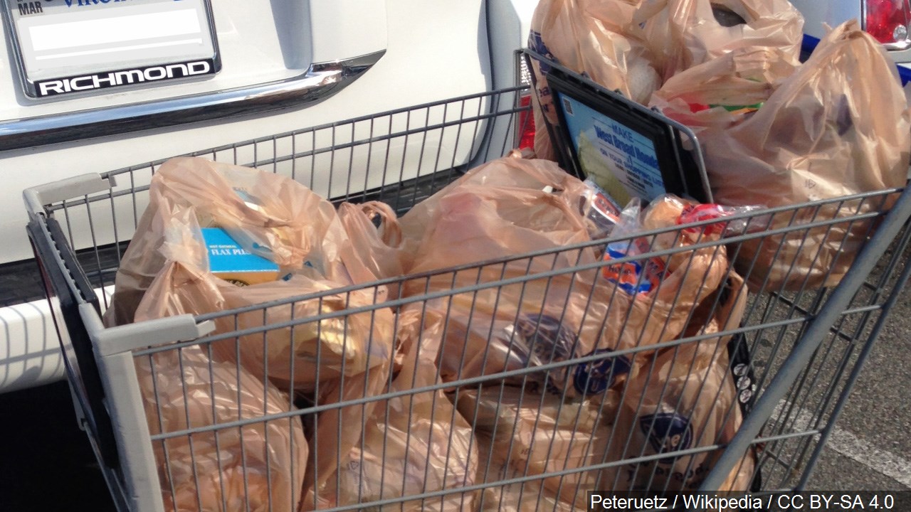 Local Tops Stores Returning To Reusable Bags Next Week