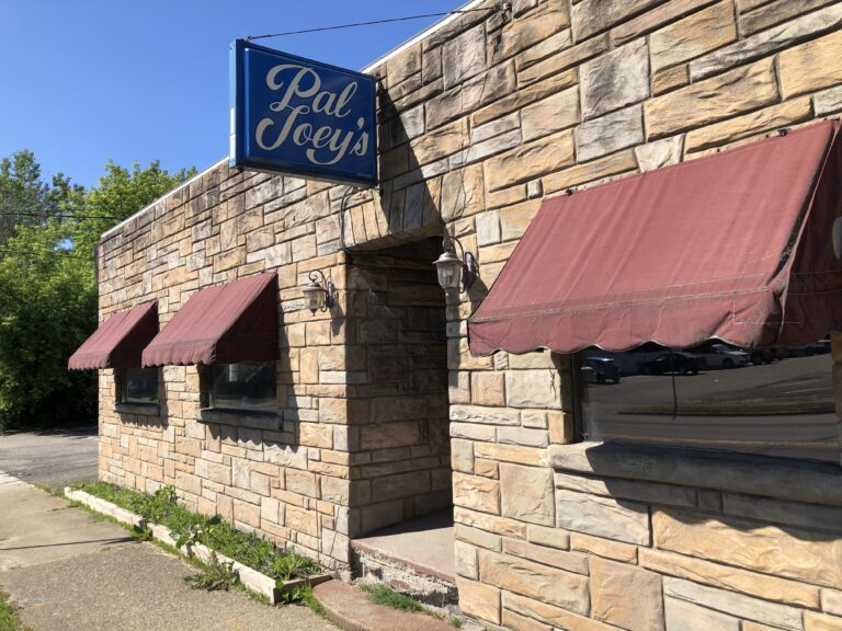 Longtime Jamestown Bar & Restaurant Not To Reopen Following COVID