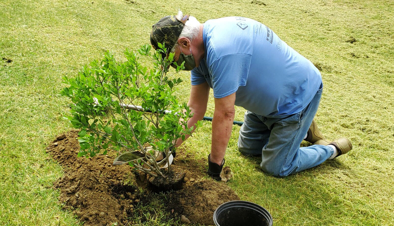 Residents Improve Vista Of West Ellicott Senior Living Community