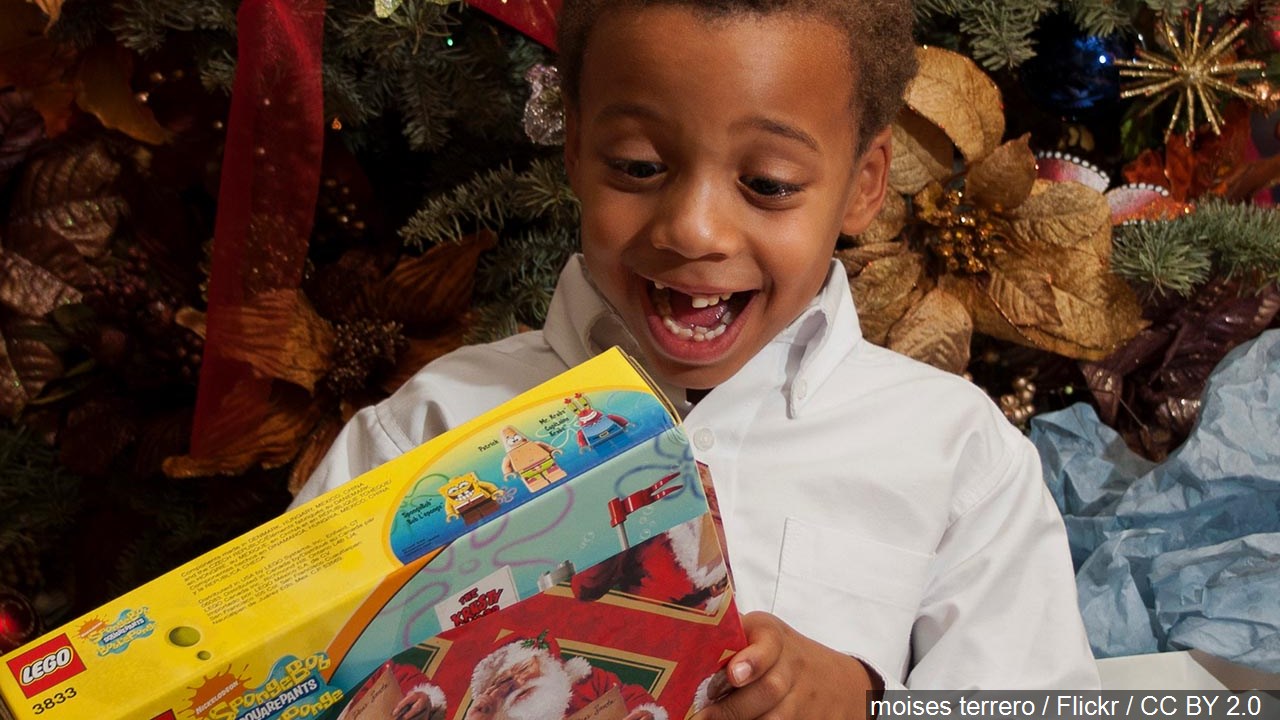 Jamestown Club Launches Holiday Gift Giveaway Contest For Families