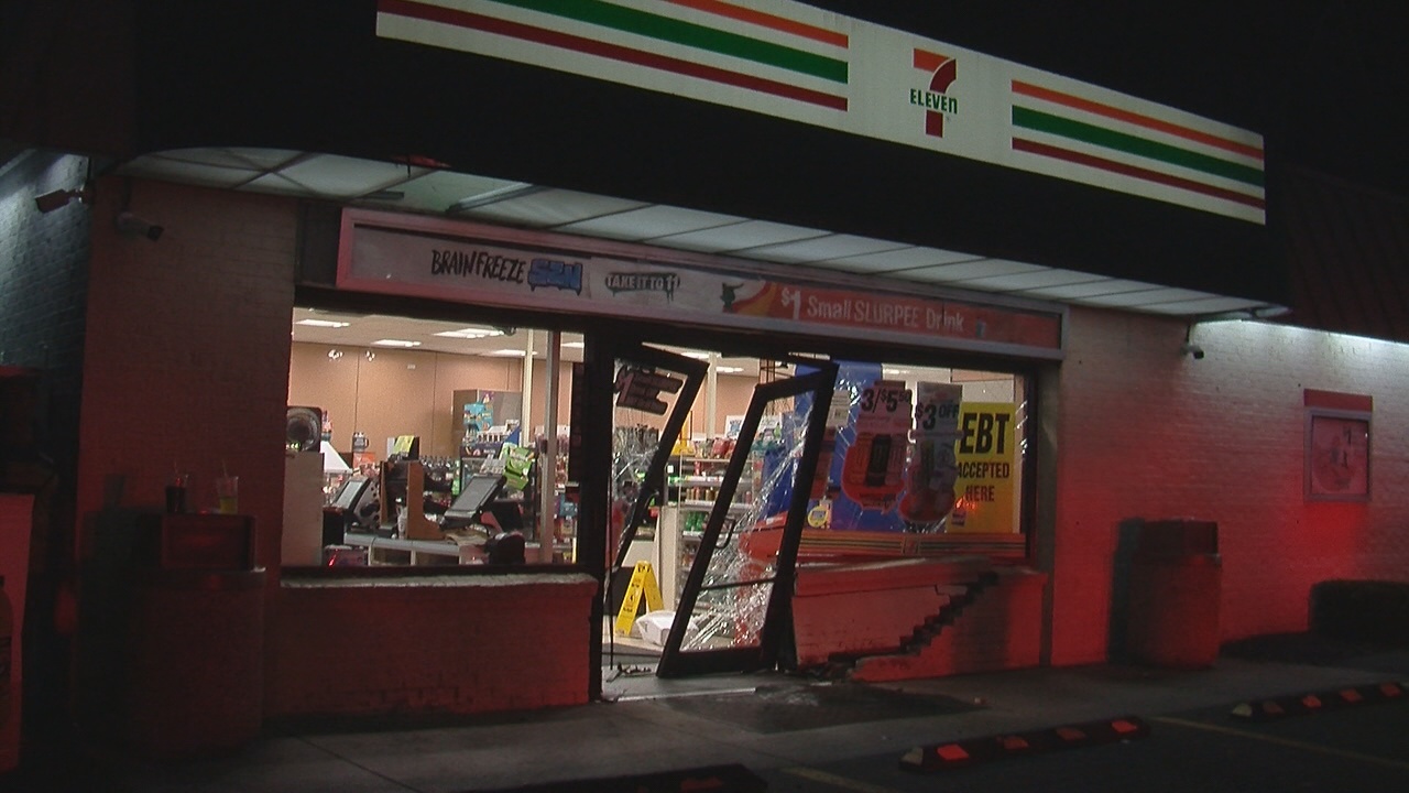 Jamestown’s North Main Street 7-Eleven Closed Following Crash