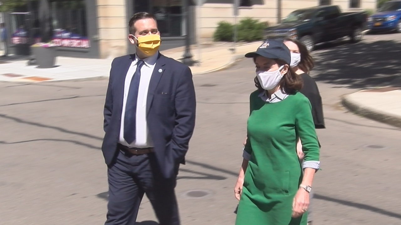 Governor Hochul Needs To Restore Public Trust, Mayor Sundquist Says