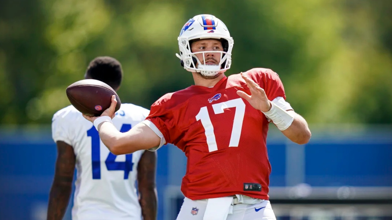 Allen Draws Comparisons To Big Ben As Bills Face Steelers