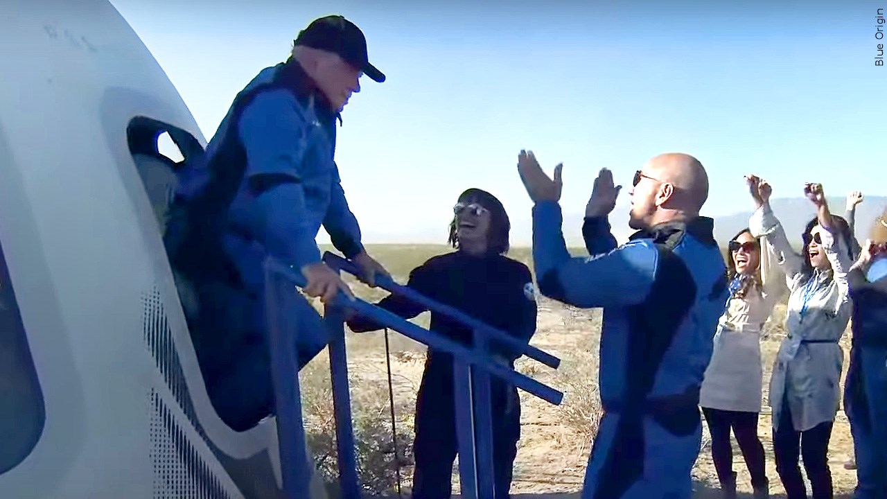 William Shatner, TV’s Capt. Kirk, Blasts Into Space