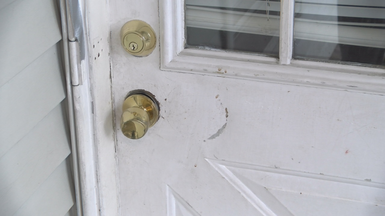 Homeless Woman Arrested for Burglary and Possession of Stolen Property