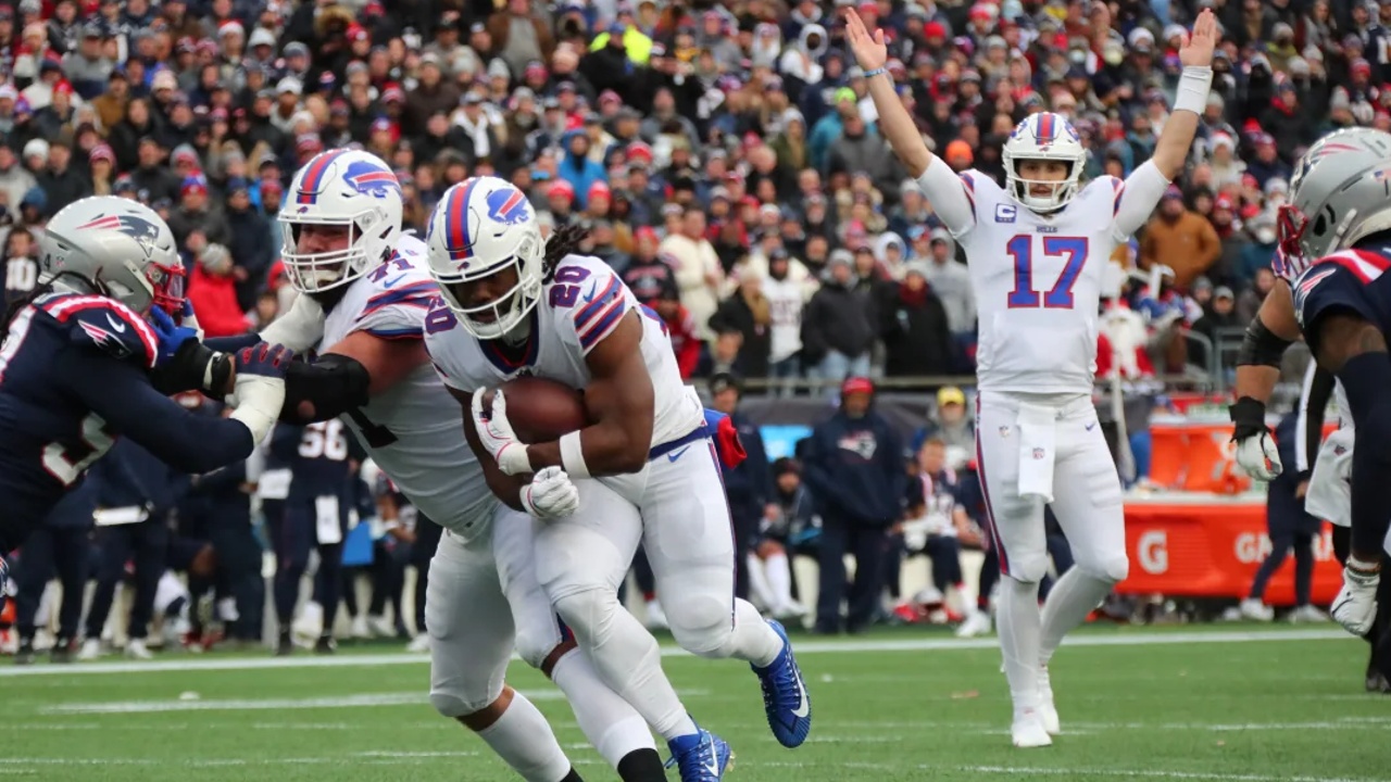 Allen’s 3 TDs, McKenzie’s Big Day Push Bills Past Patriots