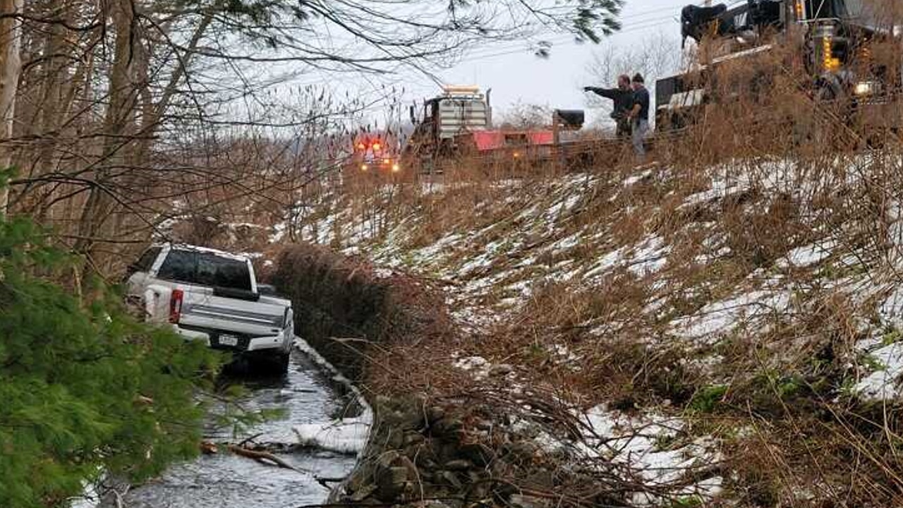 Driver Unharmed After He Crashes Into Ditch Near Kennedy