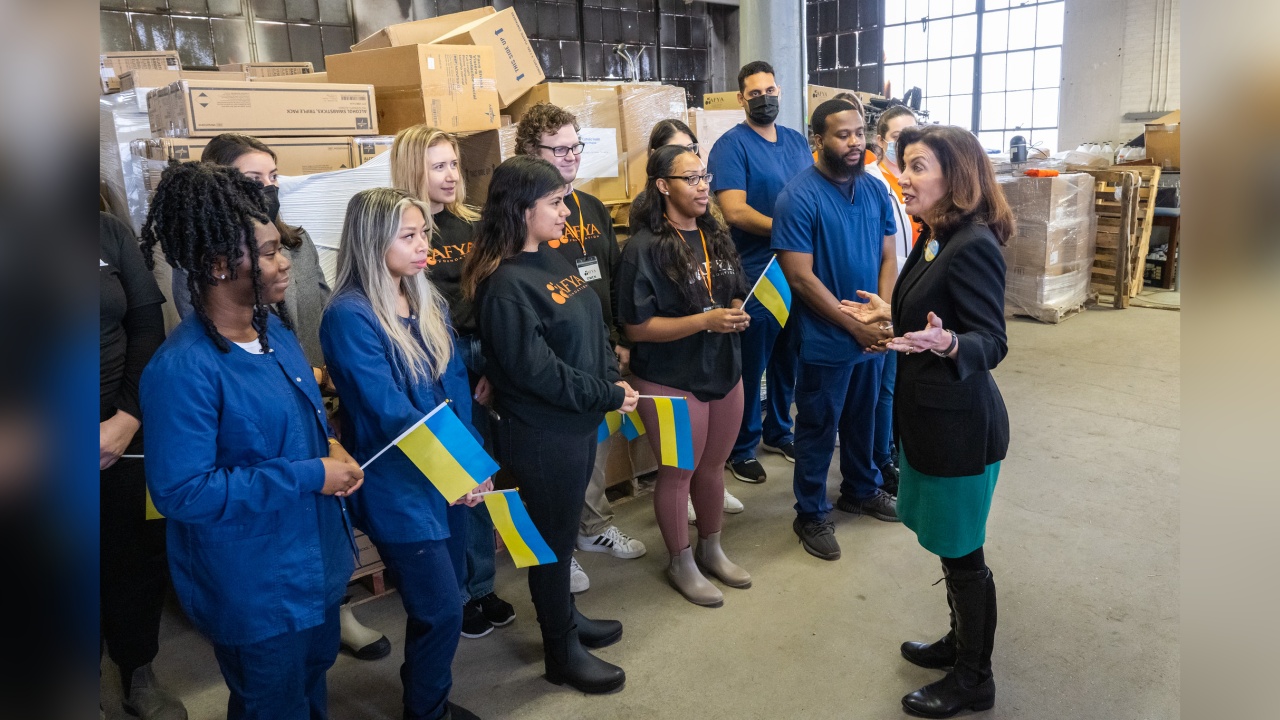 NY Steps Up Russian Sanctions, Sending Medical Supplies To Ukraine