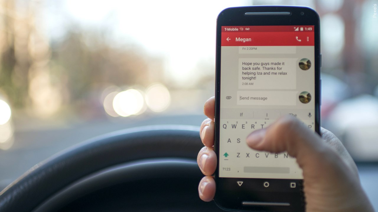 Police Participating In Crackdown On Distracted Driving
