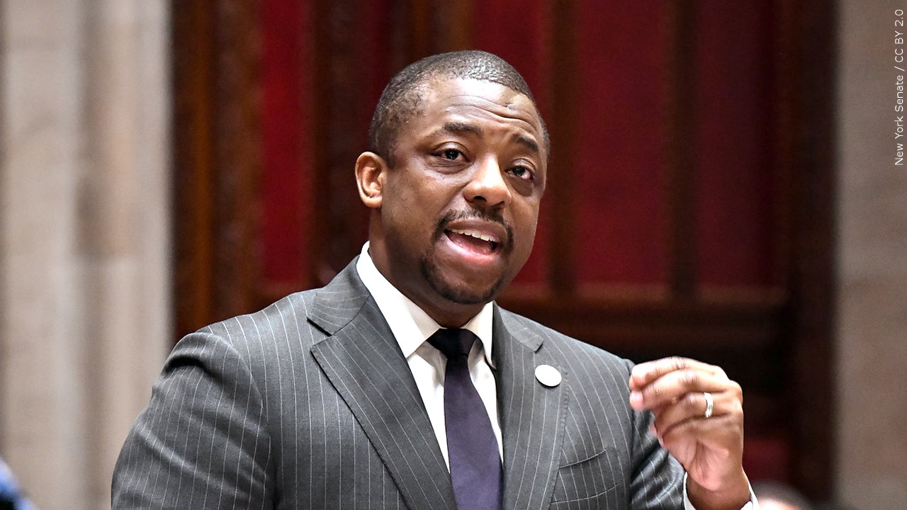 Bribery, fraud charges dismissed against ex-NY Lt. Governor