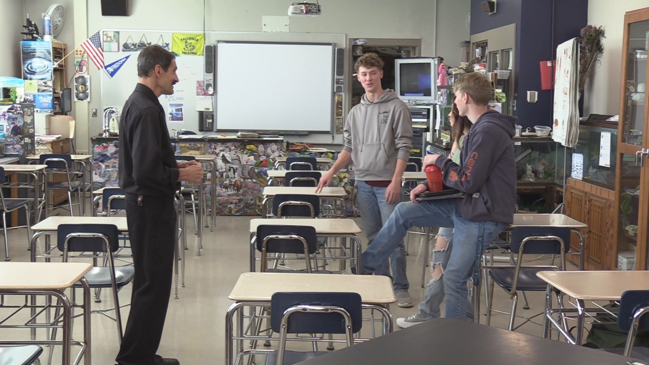 Local Biology Teacher Leads In National Appreciation Contest