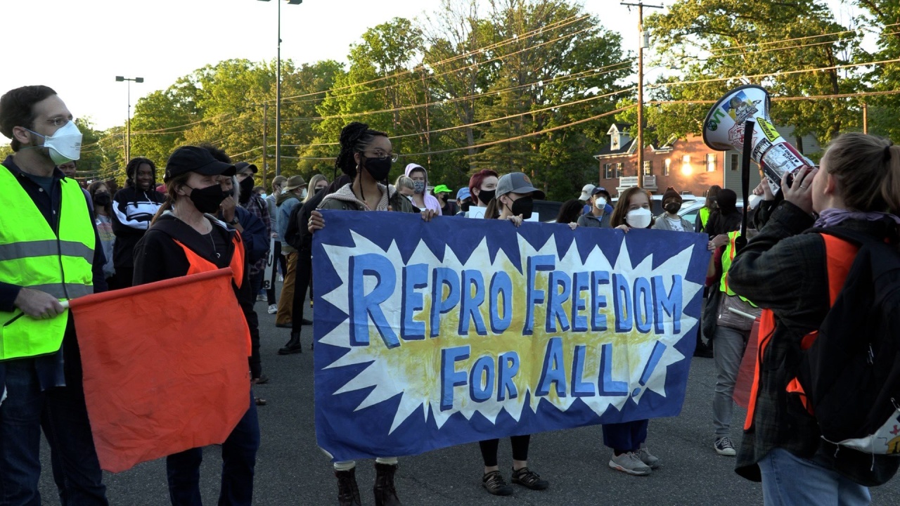 PUSHES FOR LEGISLATION TO PROTECT ACCESS TO IVF IN THE WAKE OF ALABAMA SUPREME COURT DECISION