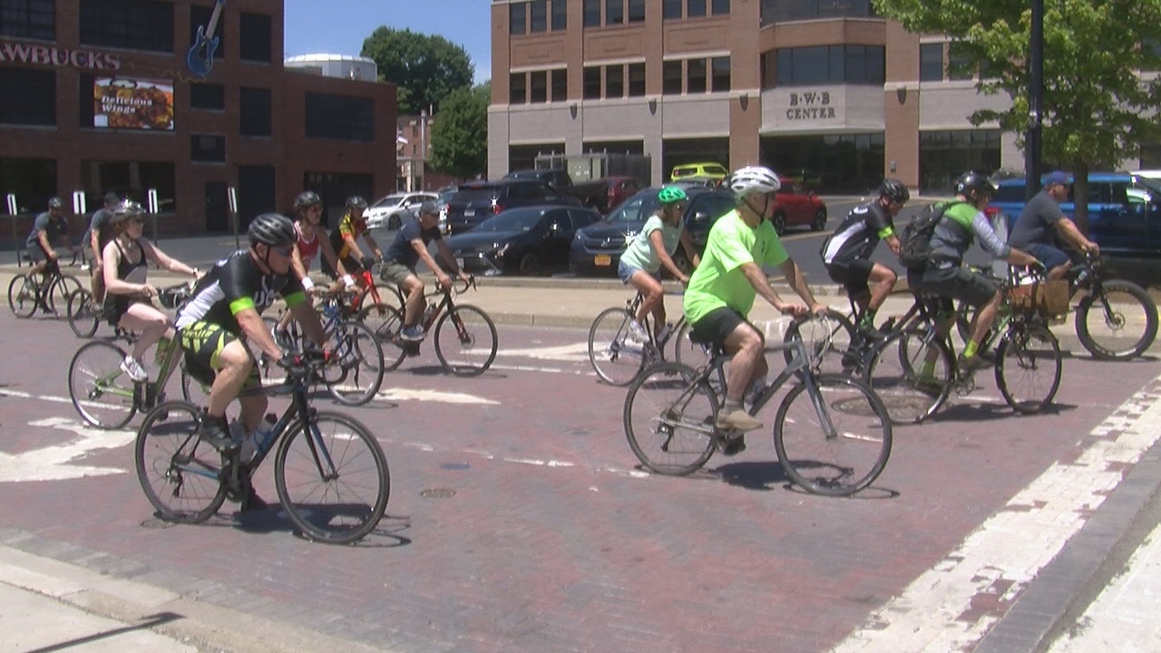 Buffalo Cycling Group Comes To Jamestown