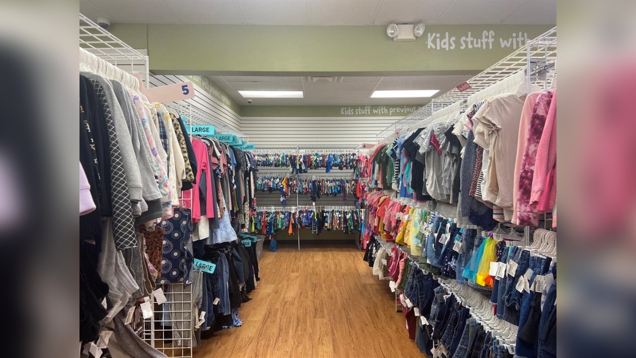 Families Hunt For Bargains As Inflation Rates Soar