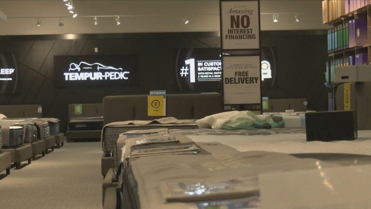 Soggy Picnics Led Folks To Holiday Furniture Sales