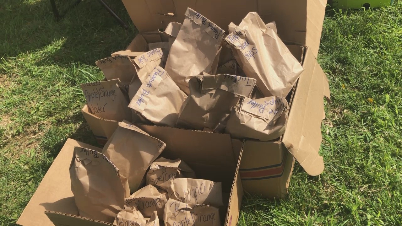 Jamestown Group Helps Feed The Homeless