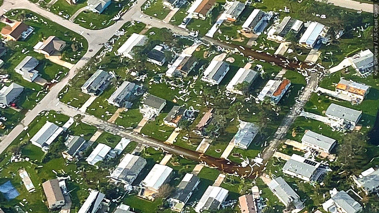 Hurricane Ian heads for Carolinas after pounding Florida
