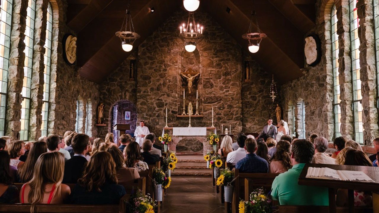 Judge extends hold on NY’s gun ban in houses of worship