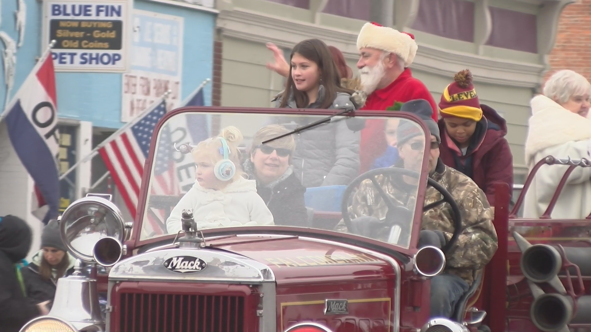 The Holiday Season Kicks Off Saturday In Falconer