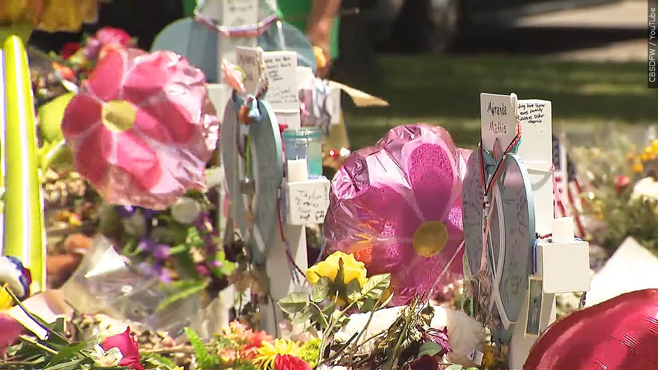 Mother Of Uvalde Massacre Victim Sues Gun Manufacturer 