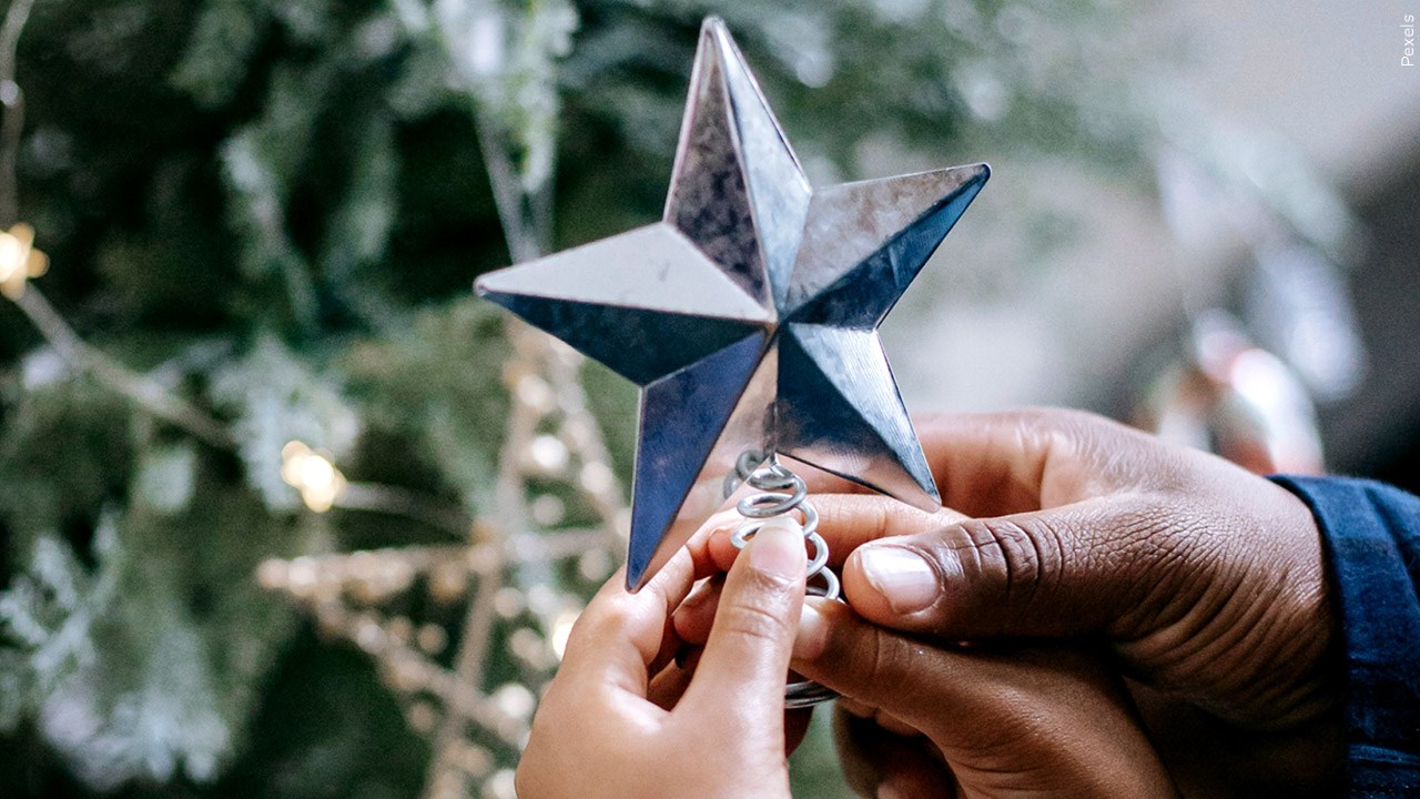 Health Minute: Staying Safe While Holiday Decorating