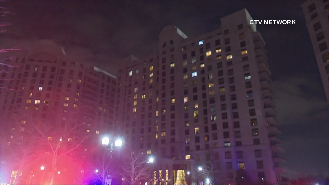 5 dead and suspect killed in Toronto area condo shooting