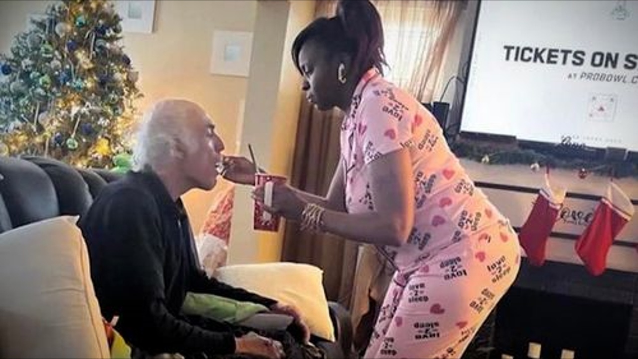 Buffalo woman saves man with severe frostbite during blizzard