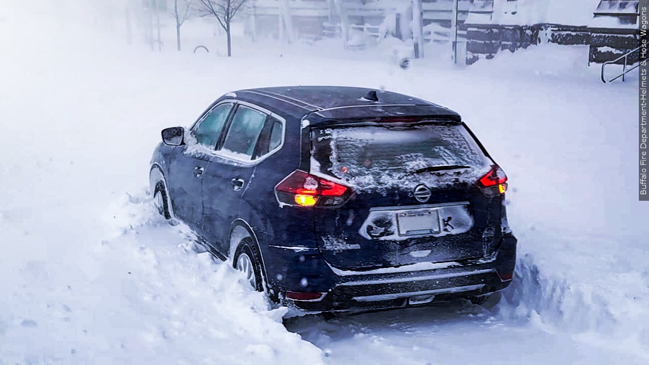 Sabres, Bills send support to city devastated by blizzard