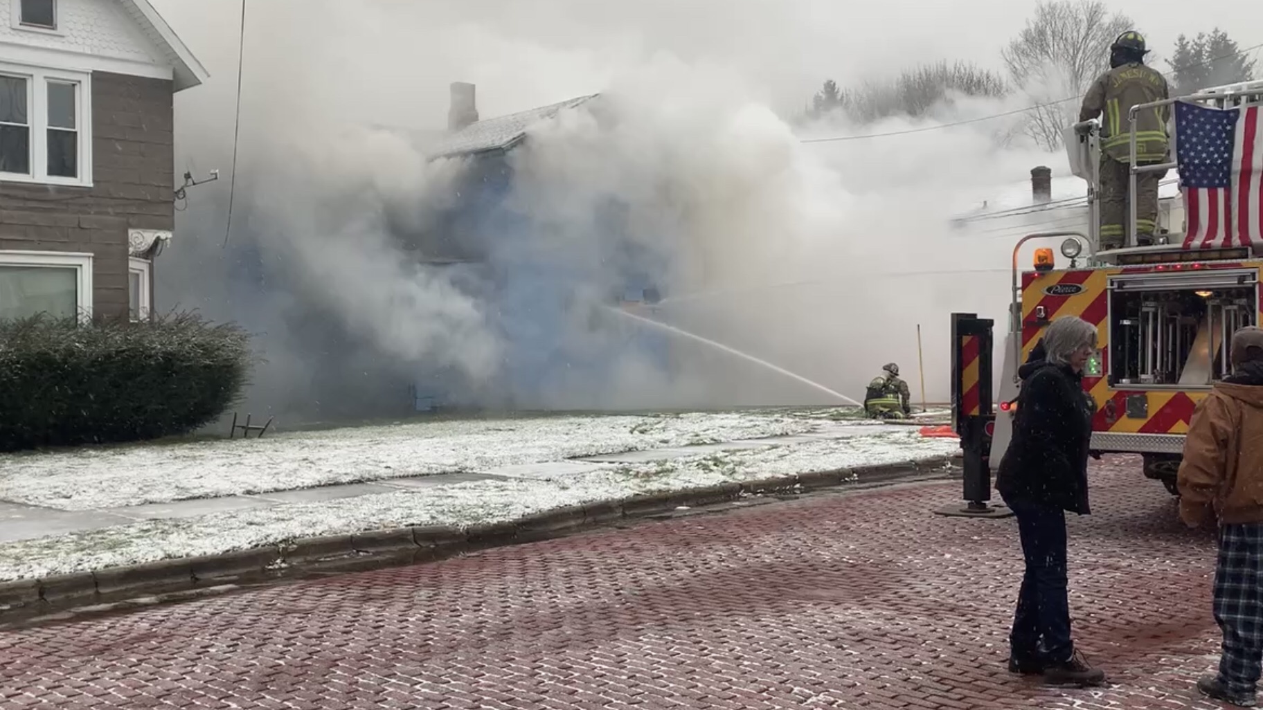 Teen Escapes Jamestown House Fire WNY News Now