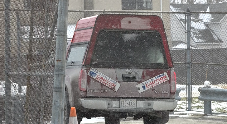Outdoor workers deal with Arctic blast