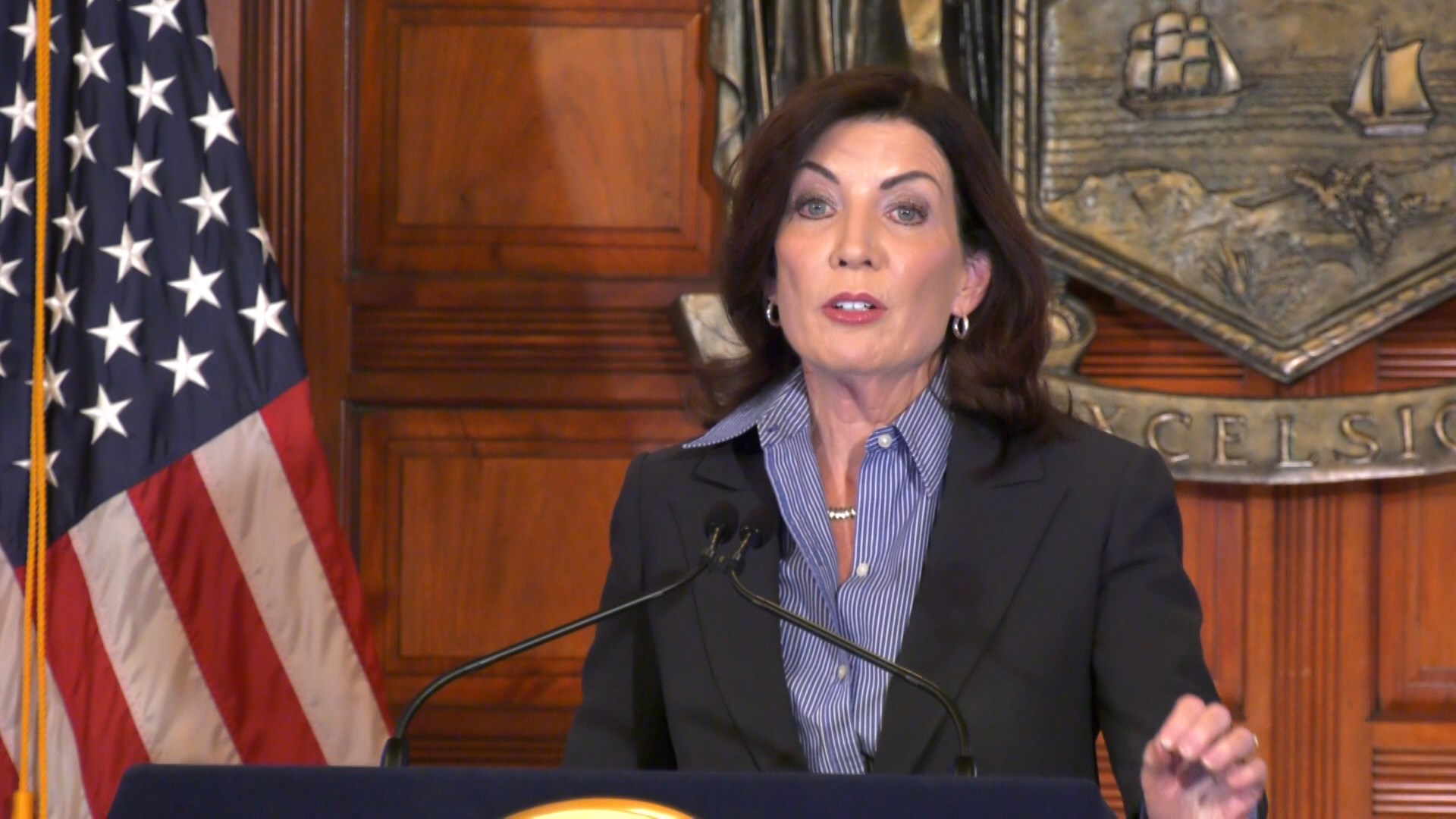 Gov. Hochul continues to emphasize her bail reform proposals