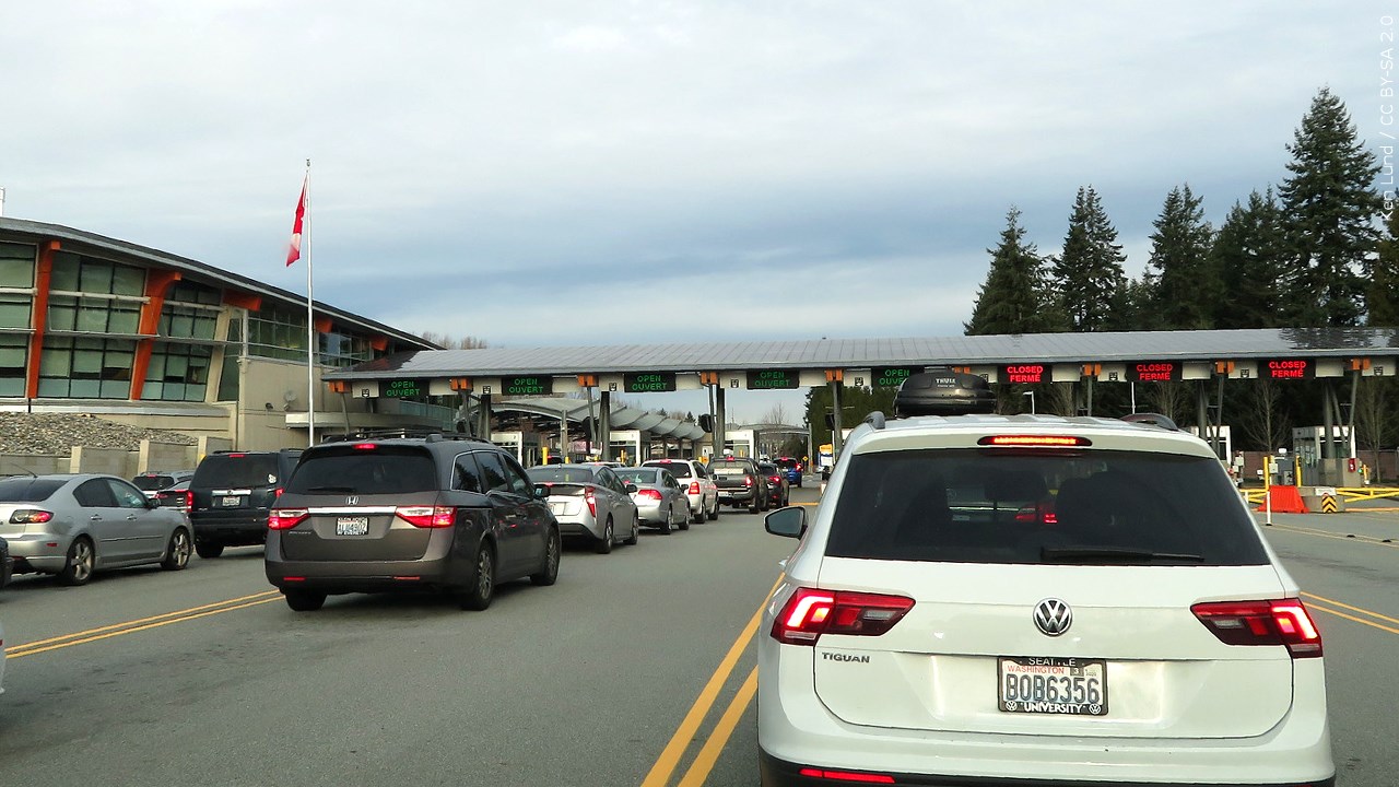 US-Canada migration deal aims to end walk-around crossings