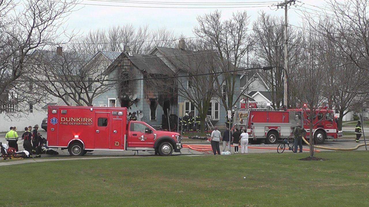 Unattended Cooking Oil Ignites Fire