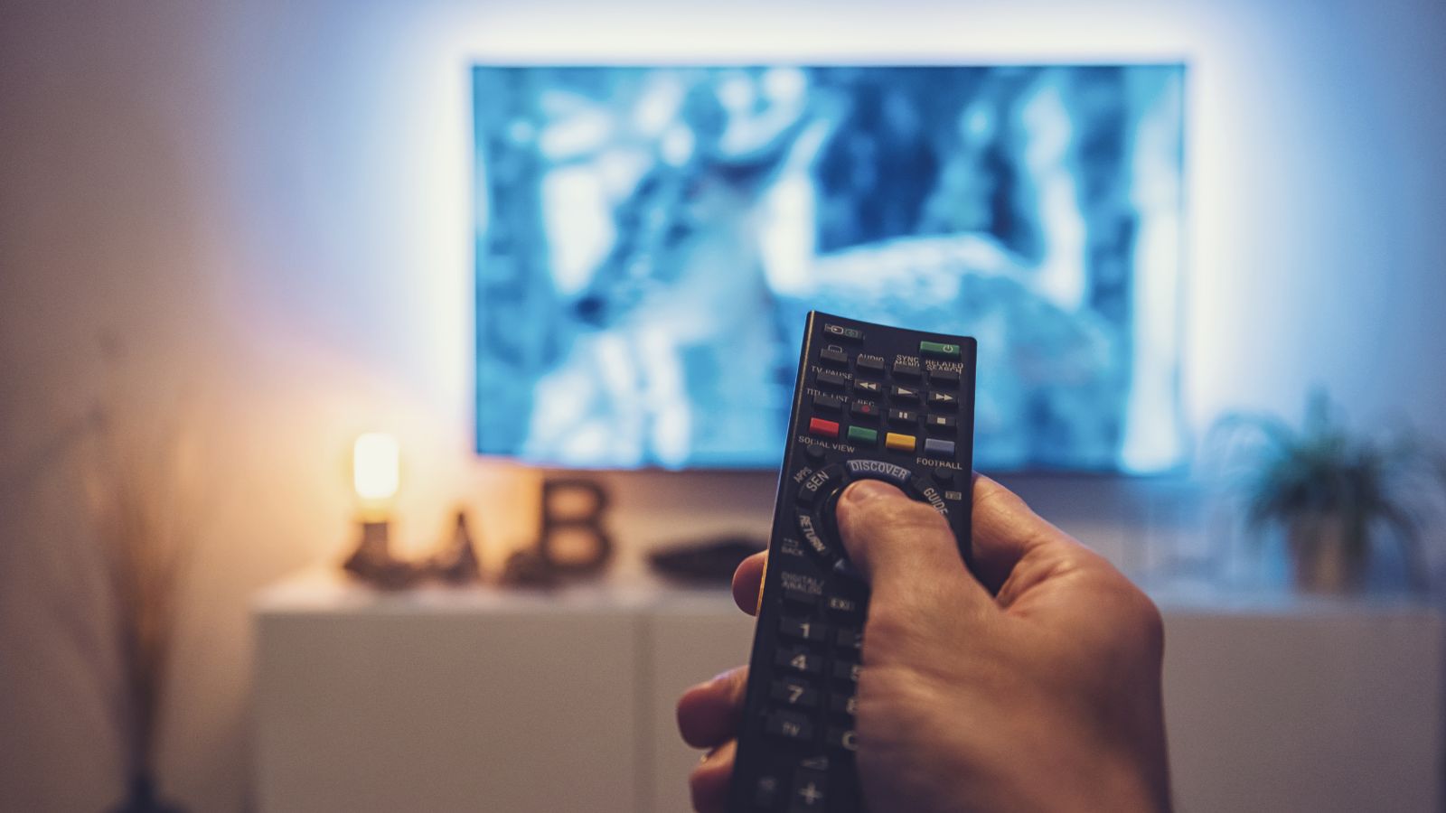 WNY News Now Movie Review: Poker Face – Natasha Lyonne’s Star Performance in this Detective Series